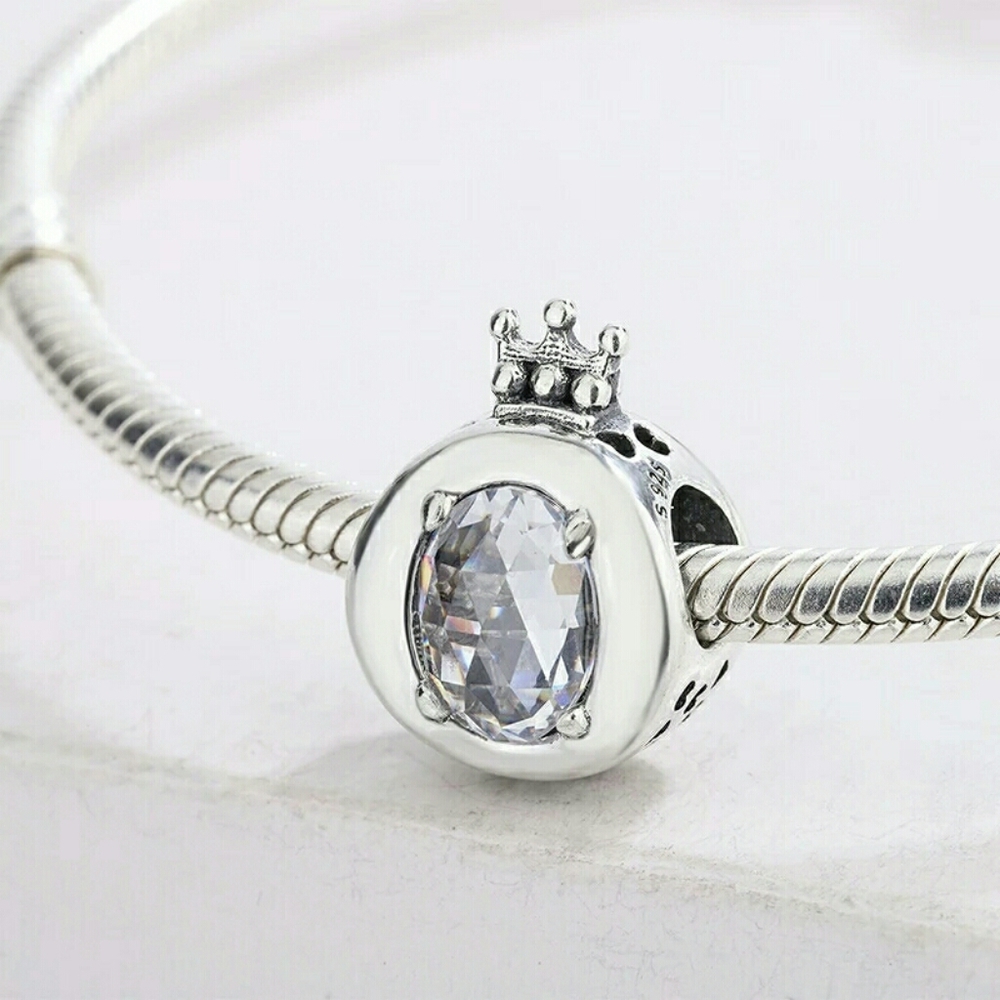 COPY - Clear Sparkling Crown O Charm (Silver)